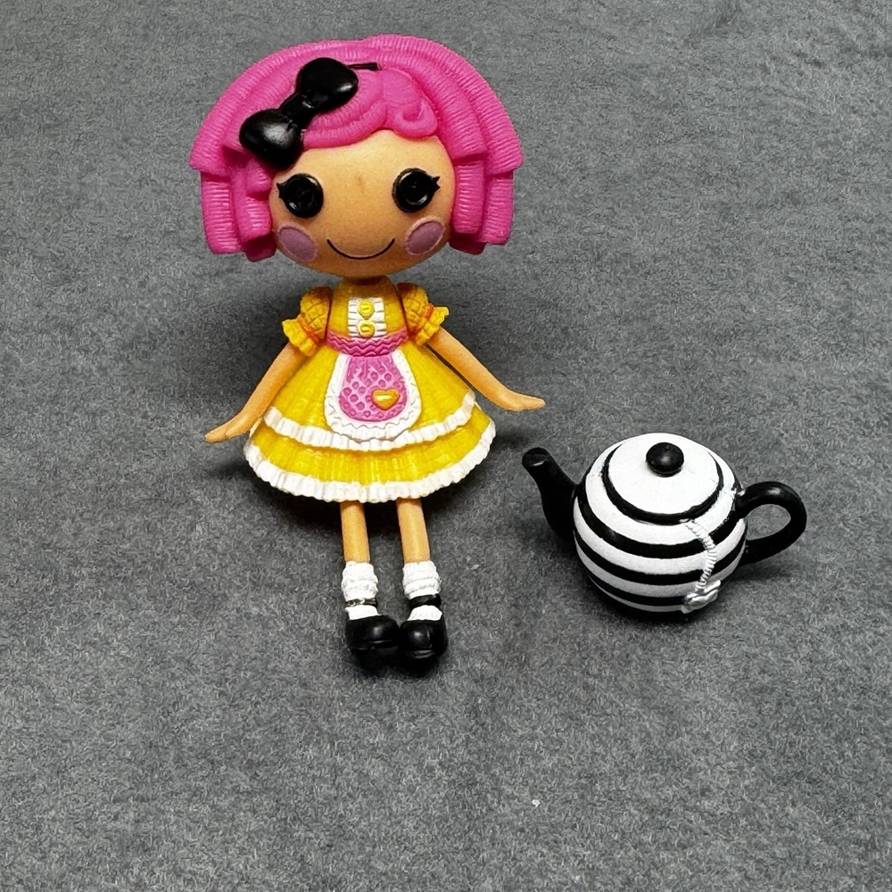 Mini Lalaloopsy Crumbs Sugar Cookie Doll Figure 3" MGA Tea Party Yellow Dress